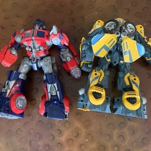 Lot of 2 Transformers Optimus Prime Bumblebee 2006 As is